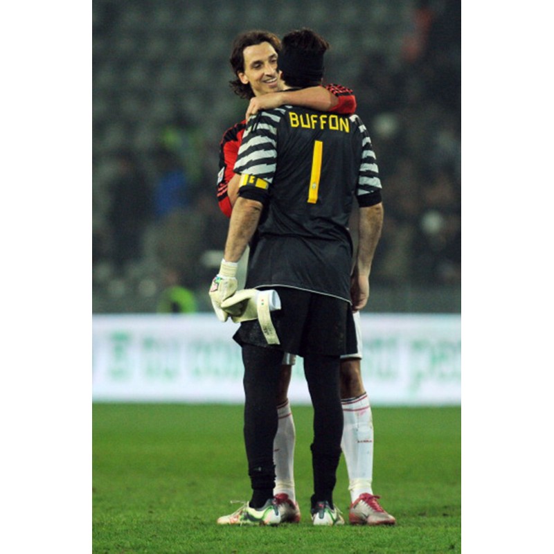 Maillot De Gardien Juventus 2011/2012 - Taille L - Numéro 10 Buffon - Occasion